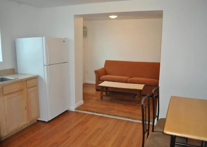 South Wind Apartment *