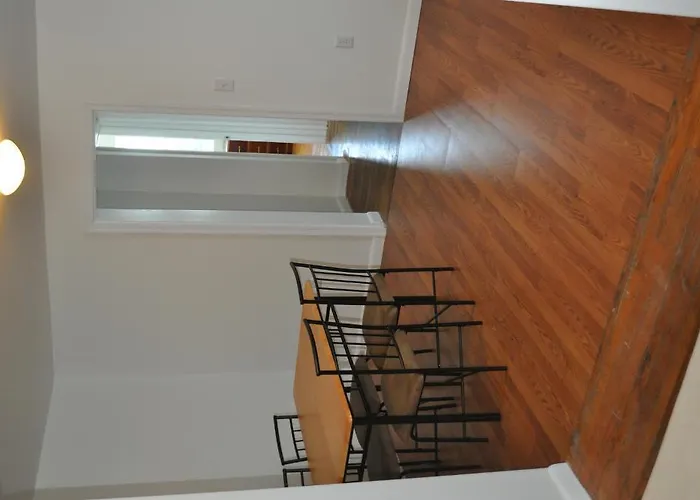 South Wind Apartment *